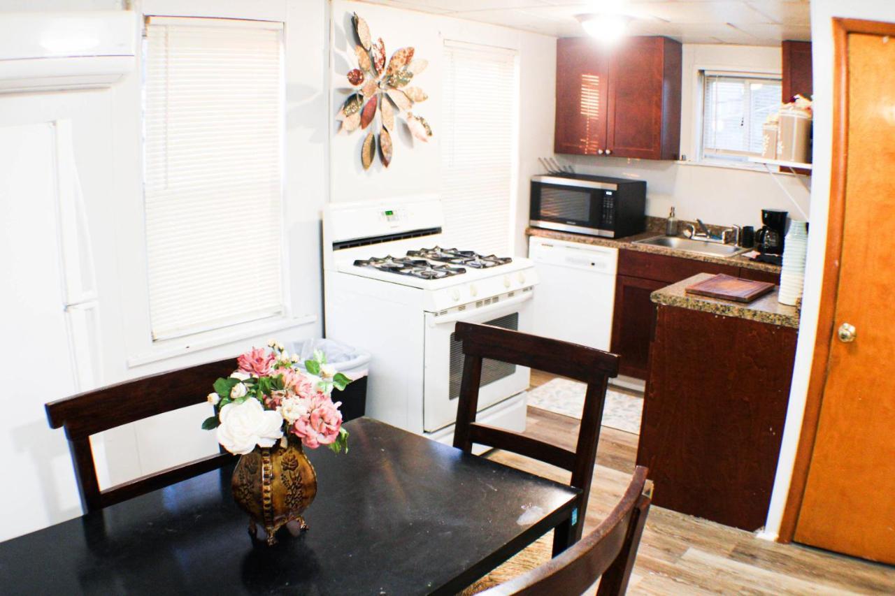 California Ave - 2 Bedroom - Home Away From Home! Pittsburgh Exteriér fotografie