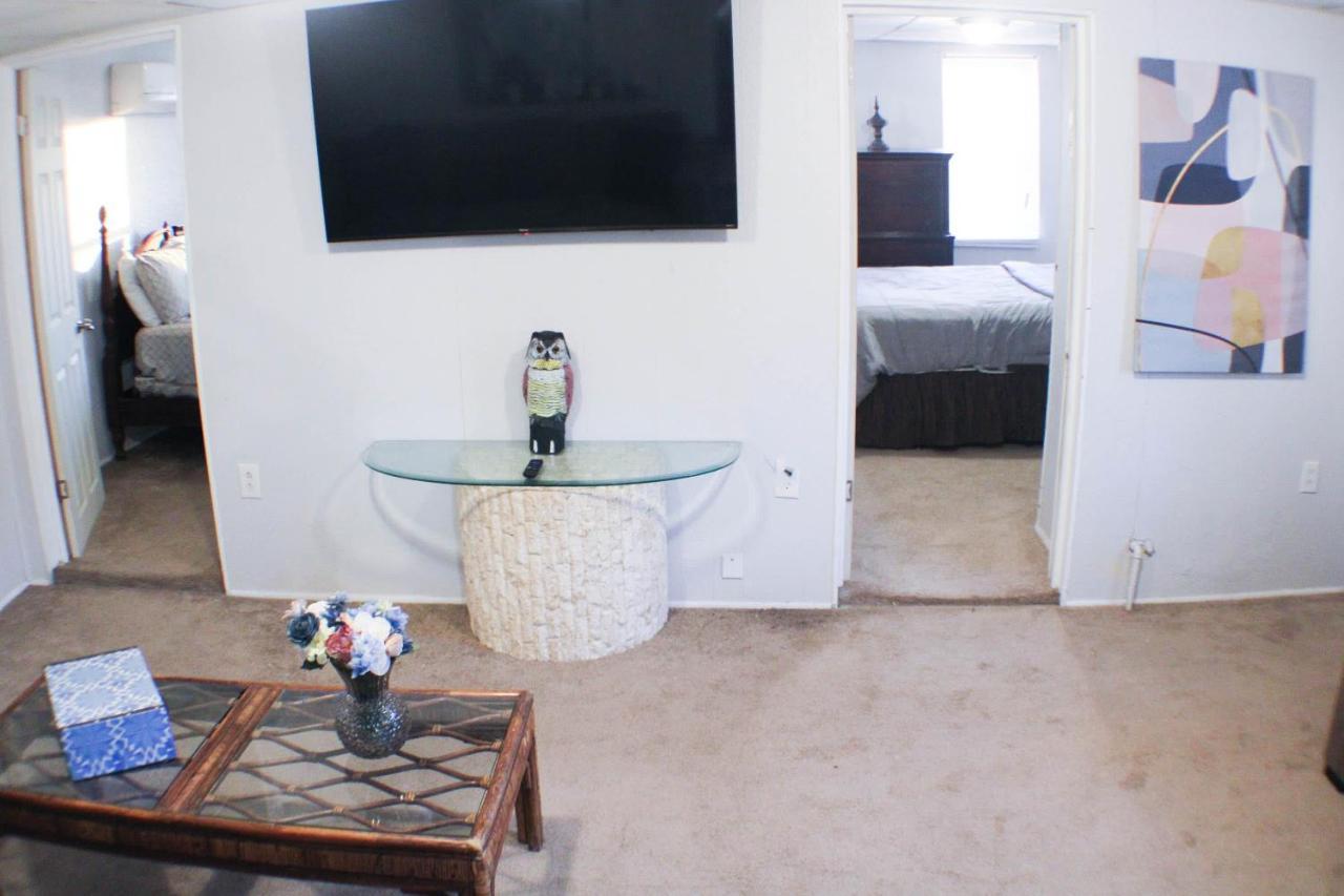 California Ave - 2 Bedroom - Home Away From Home! Pittsburgh Exteriér fotografie