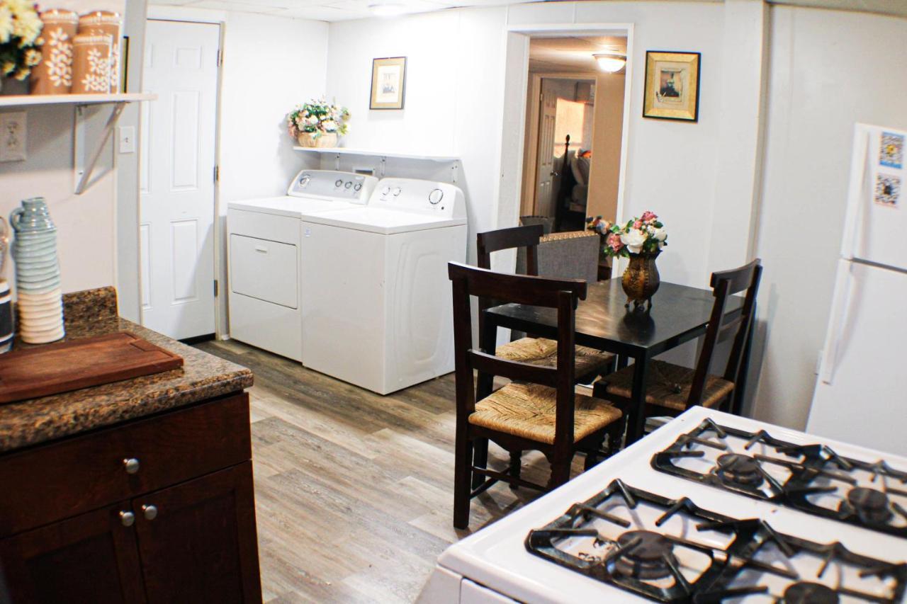 California Ave - 2 Bedroom - Home Away From Home! Pittsburgh Exteriér fotografie